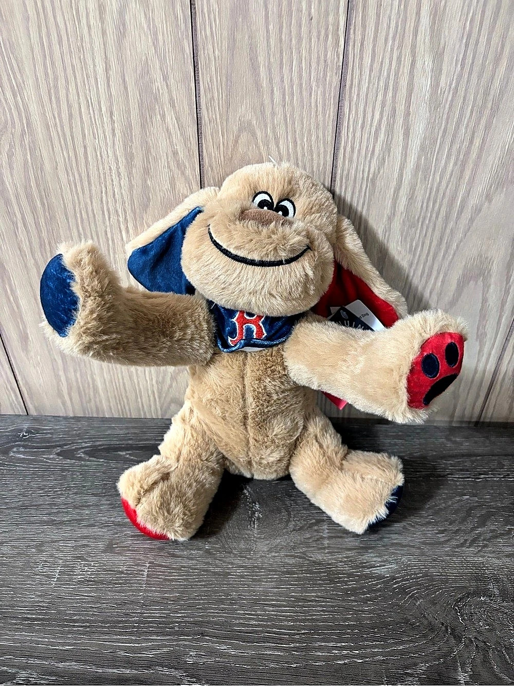 MLB Boston Red Sox Floppy Eared Stuffed Dog Brand New with Tags